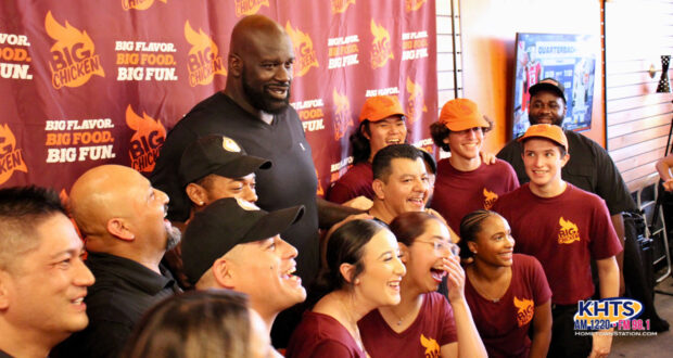 shaq big chicken featured