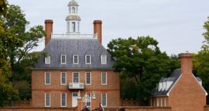 colonial mansion
