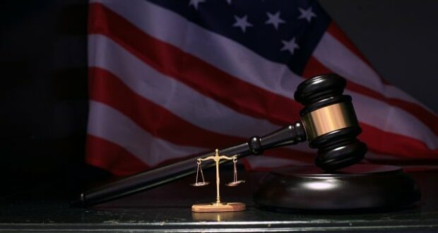 gavel