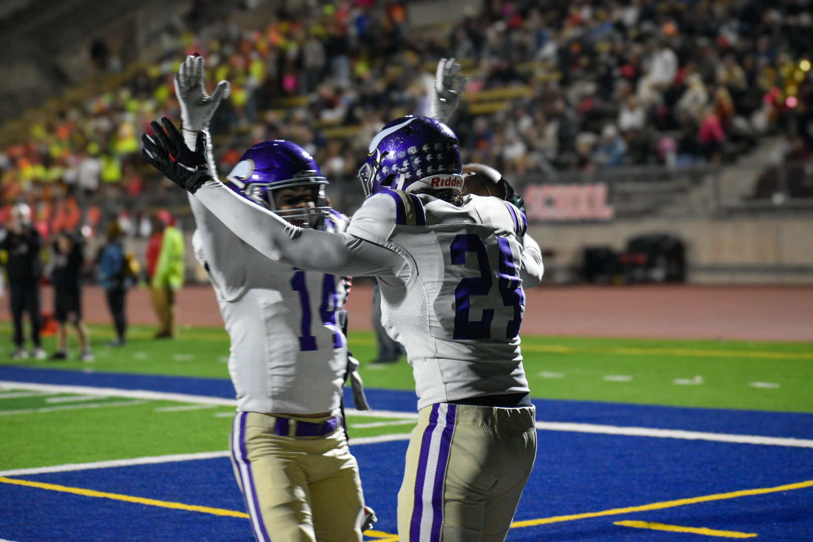 10/18/24 Valencia Football