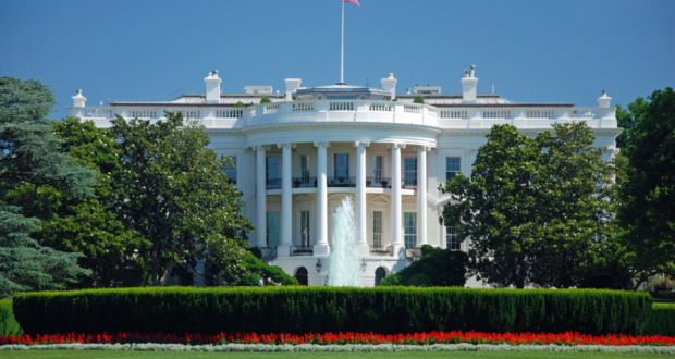 white house 100125