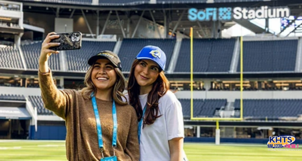 122325 SoFi Stadium