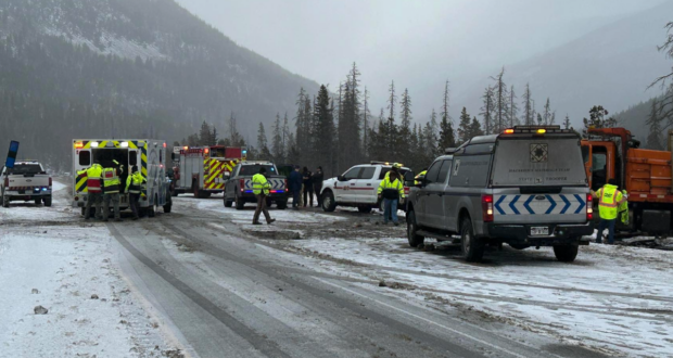 santa clarita flyers hockey clear creek county colorado fatal crash 012926