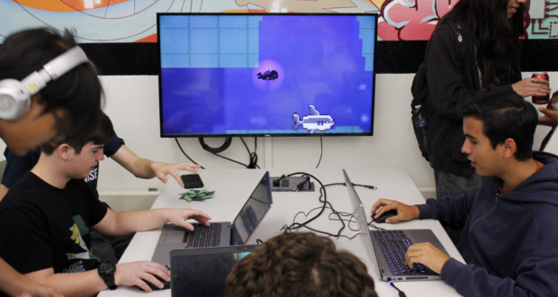 Canyon High Demo Day Gives Students A Taste Of Tech Industry