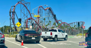 magic mountain six flags bomb threat 051126