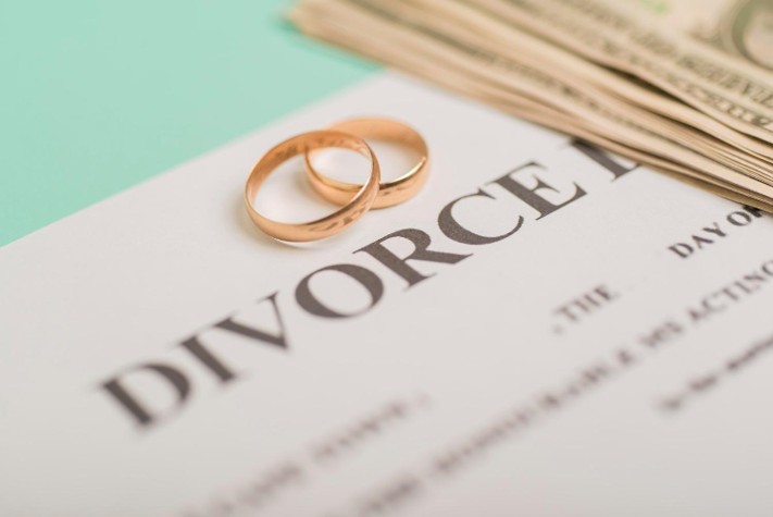 hometownstation.com - Carl Goldman - The Financial Side Of Divorce That Nobody Warns You About